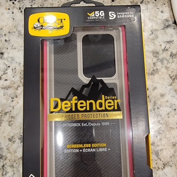 Phone Case Defender - Picture 2 of 2